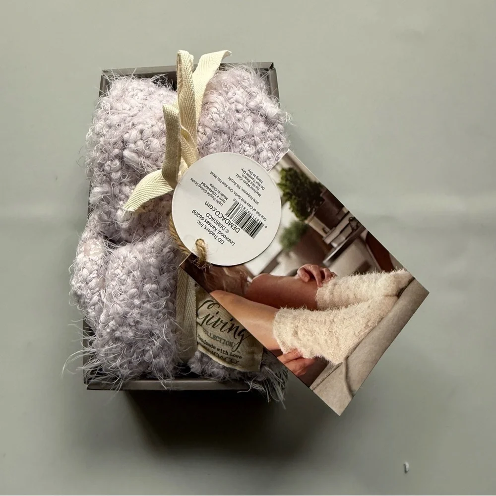 DEMDACO Giving Collection Cozy Knit Socks Light Purple One Size Gift